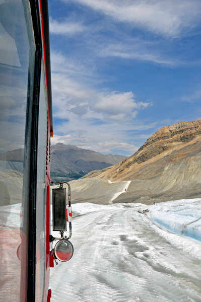 snowcoaches ahead